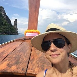 Meet your Posher, Natasha